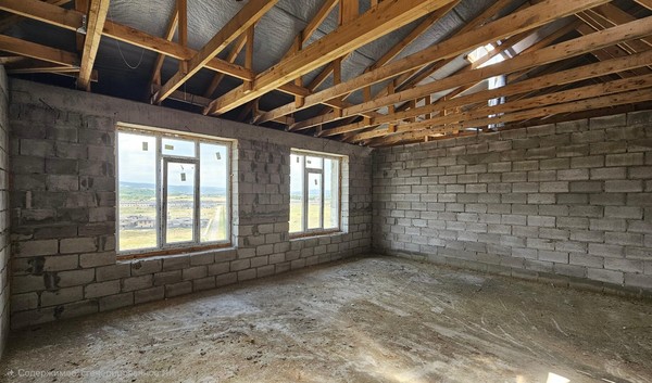 Продам трехкомнатную (3-комн.) квартиру, Каменская ул, 105, Кенже с