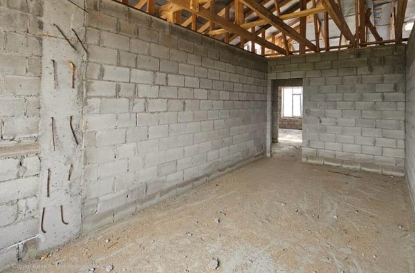 Продам трехкомнатную (3-комн.) квартиру, Каменская ул, 105, Кенже с
