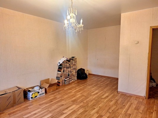 Продам однокомнатную (1-комн.) квартиру, Волжский б-р, 113ак3, Москва г