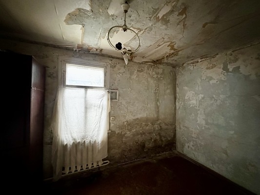 Продам трехкомнатную (3-комн.) квартиру, 20-я линия ул, 48/18, Ростов-на-Дону г