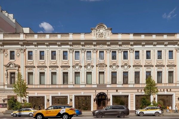 Продам коммерческое помещение 461 м2, Тверская ул, 14, Москва г