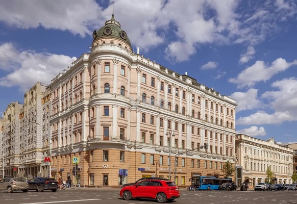 Продам коммерческое помещение 461 м2, Тверская ул, 14, Москва г