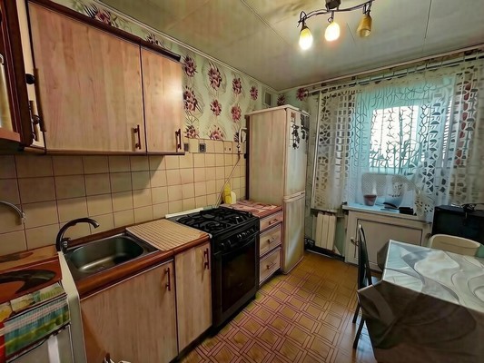 Продам трехкомнатную (3-комн.) квартиру, Пушкина ул, 21, Ступино г
