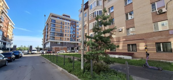 Продам трехкомнатную (3-комн.) квартиру, Меридианная ул, 3А, Казань г
