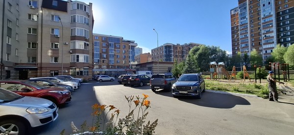 Продам трехкомнатную (3-комн.) квартиру, Меридианная ул, 3А, Казань г