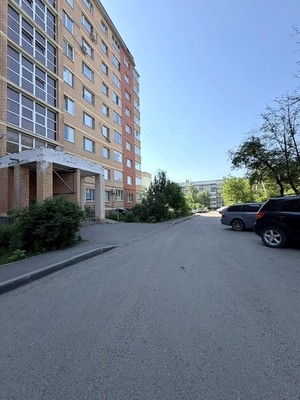 Продам двухкомнатную (2-комн.) квартиру, Комсомольская ул, 17кб, Чехов г