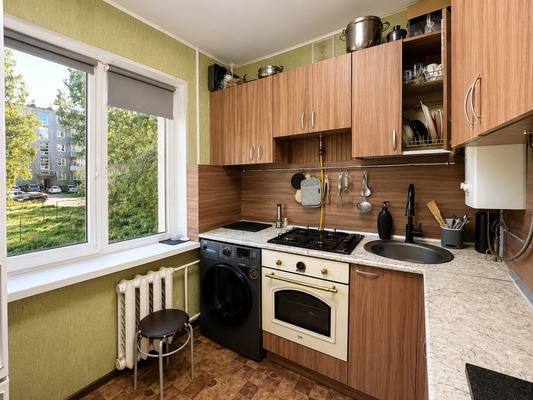 Продам двухкомнатную (2-комн.) квартиру, Нойбранденбургская (Ключевая р-н) ул, 16, Петрозаводск г
