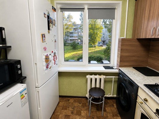 Продам двухкомнатную (2-комн.) квартиру, Нойбранденбургская (Ключевая р-н) ул, 16, Петрозаводск г