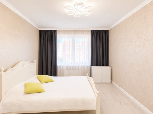 Продам трехкомнатную (3-комн.) квартиру, Печатная ул, 21Б, Калининград г