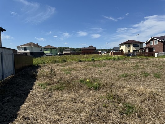 Продам участок 7 соток, ИЖС, КП Цветочный тер, 0 км от города