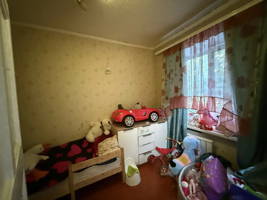 Продам двухкомнатную (2-комн.) квартиру, Тимуровская ул, 64, Барнаул г