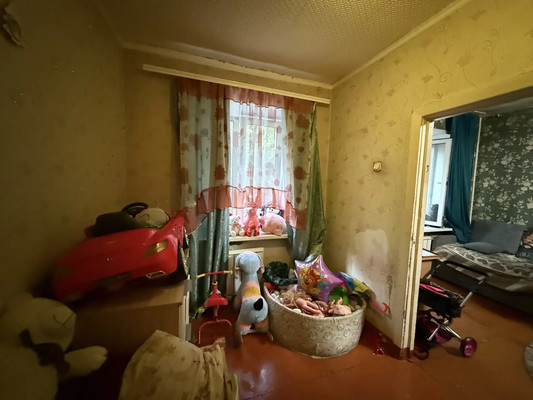 Продам двухкомнатную (2-комн.) квартиру, Тимуровская ул, 64, Барнаул г