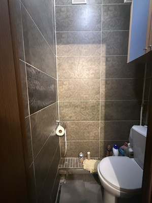 Продам комнату в 4-комн. квартире, Трудящихся б-р, 33Ак3, Колпино г