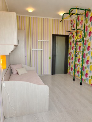 Продам трехкомнатную (3-комн.) квартиру, Народного Ополчения пр-кт, 10А, Санкт-Петербург г