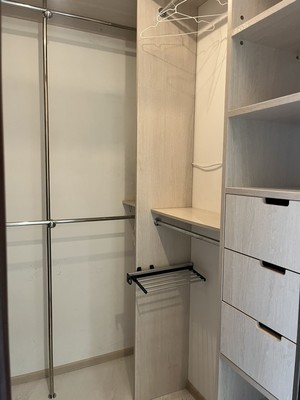 Продам трехкомнатную (3-комн.) квартиру, Народного Ополчения пр-кт, 10А, Санкт-Петербург г