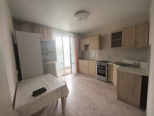 Продам однокомнатную (1-комн.) квартиру, Ильюшина ул, 13к2, Воронеж г