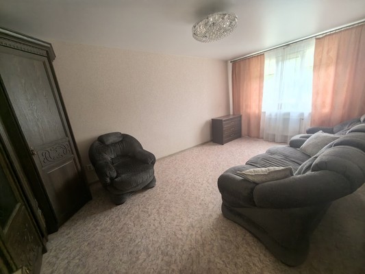 Продам однокомнатную (1-комн.) квартиру, Ильюшина ул, 13к2, Воронеж г