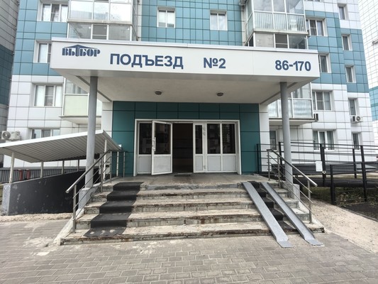 Продам однокомнатную (1-комн.) квартиру, Ильюшина ул, 13к2, Воронеж г