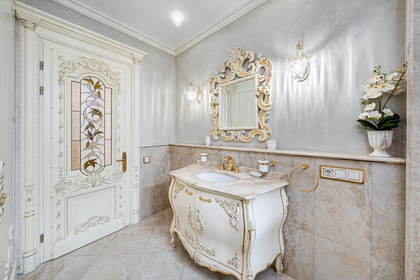 Продам двухкомнатную (2-комн.) квартиру, Гончарная ул, 38, Москва г