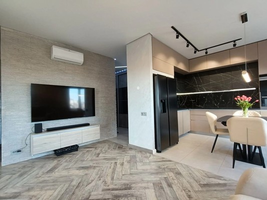 Продам многокомнатную квартиру, Амурская ул, 1ак4, Москва г