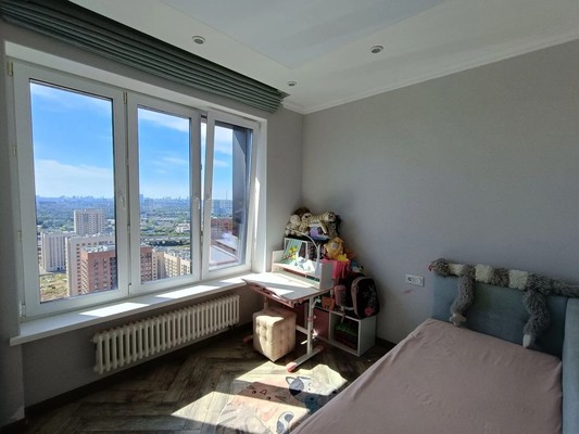 Продам многокомнатную квартиру, Амурская ул, 1ак4, Москва г