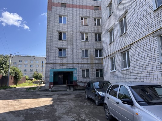 Продам двухкомнатную (2-комн.) квартиру, Соловьева ул, 2А, Йошкар-Ола г