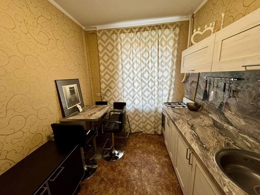 Сдам двухкомнатную (2-комн.) квартиру, Ленинский пр-кт, 43, Москва г