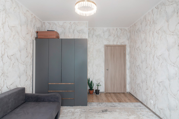 Продам двухкомнатную (2-комн.) квартиру, Георгия Величко ул, 13, Ханты-Мансийск г