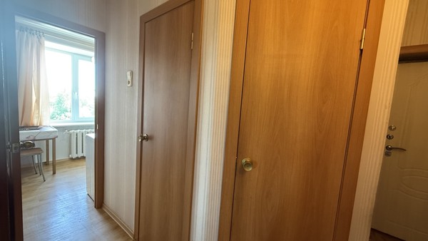 Продам трехкомнатную (3-комн.) квартиру, Зайончковского ул, 6, Пудость п