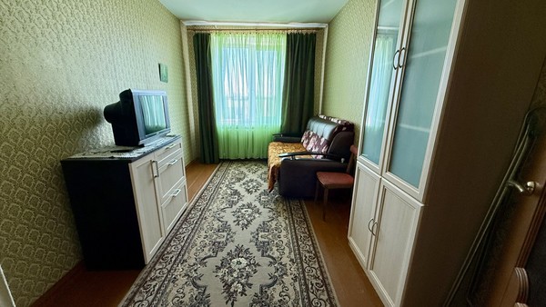 Продам трехкомнатную (3-комн.) квартиру, Зайончковского ул, 6, Пудость п