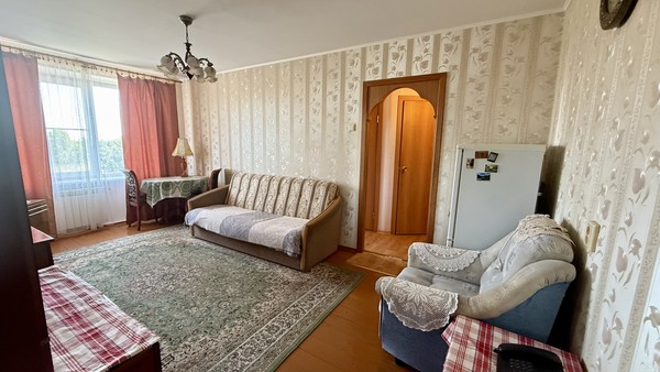 Продам трехкомнатную (3-комн.) квартиру, Зайончковского ул, 6, Пудость п