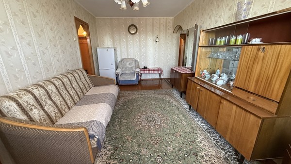 Продам трехкомнатную (3-комн.) квартиру, Зайончковского ул, 6, Пудость п