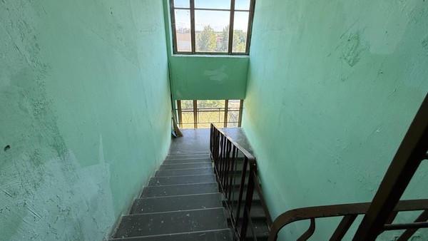 Продам трехкомнатную (3-комн.) квартиру, Зайончковского ул, 6, Пудость п