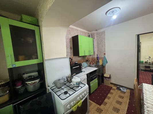 Продам двухкомнатную (2-комн.) квартиру, Кирова ул, 3, Нальчик г