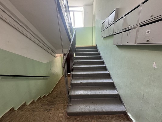 Продам двухкомнатную (2-комн.) квартиру, Кирова ул, 3, Нальчик г