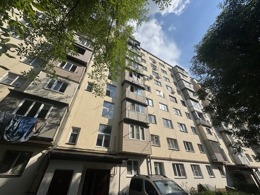 Продам двухкомнатную (2-комн.) квартиру, Кирова ул, 3, Нальчик г