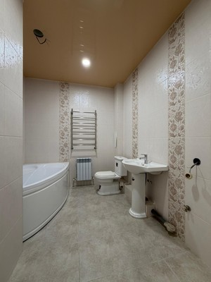 Продам трехкомнатную (3-комн.) квартиру, Тарчокова ул, 27, Нальчик г