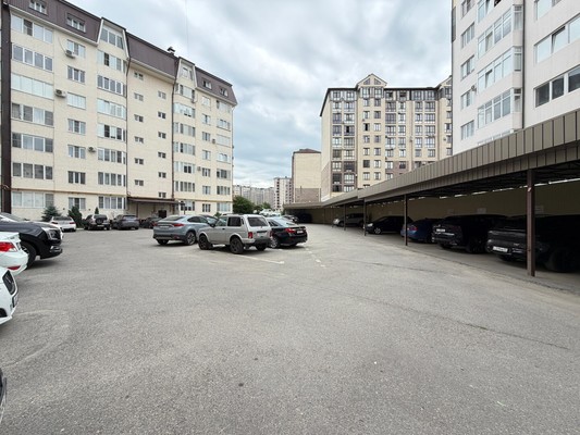 Продам трехкомнатную (3-комн.) квартиру, Тарчокова ул, 27, Нальчик г