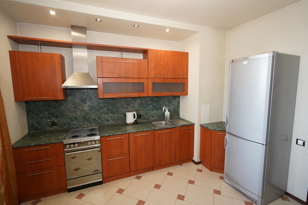 Продам двухкомнатную (2-комн.) квартиру, Спортивная ул, 17, Кокошкино дп