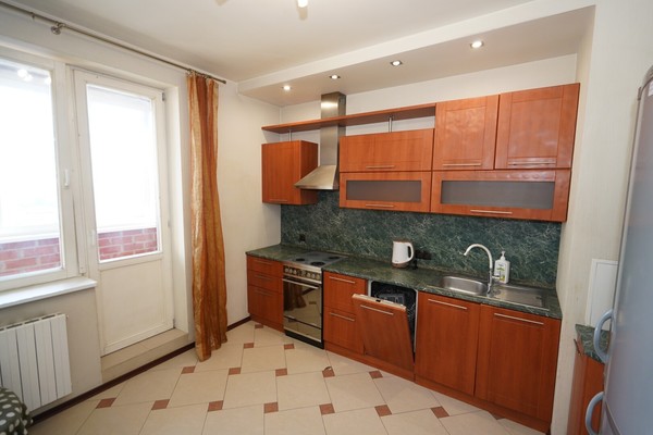 Продам двухкомнатную (2-комн.) квартиру, Спортивная ул, 17, Кокошкино дп