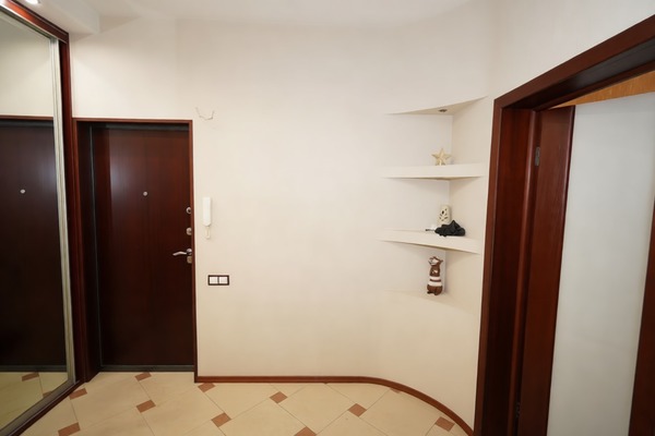 Продам двухкомнатную (2-комн.) квартиру, Спортивная ул, 17, Кокошкино дп