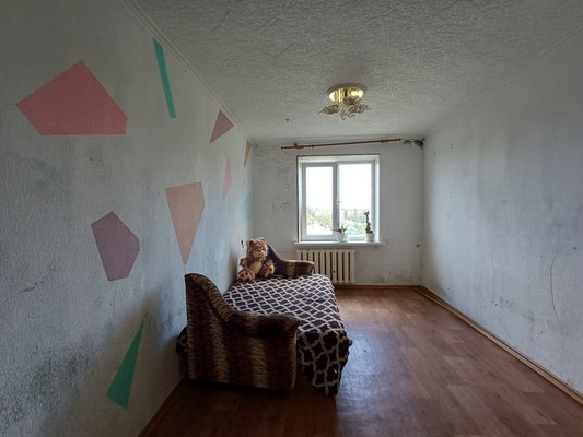 Продам трехкомнатную (3-комн.) квартиру, М.Горького ул, 135, Волгодонск г
