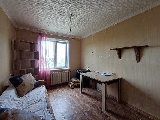 Продам трехкомнатную (3-комн.) квартиру, М.Горького ул, 135, Волгодонск г