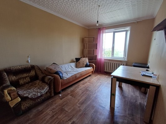 Продам трехкомнатную (3-комн.) квартиру, М.Горького ул, 135, Волгодонск г
