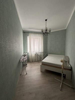 Продам трехкомнатную (3-комн.) квартиру, Центральная ул, 34, Сукко с