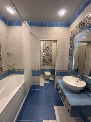 Продам трехкомнатную (3-комн.) квартиру, Центральная ул, 34, Сукко с