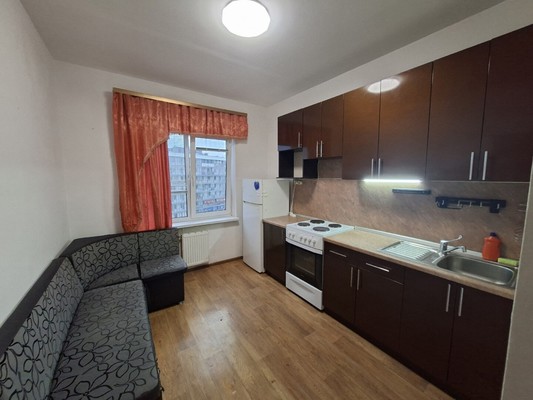 Продам однокомнатную (1-комн.) квартиру, Гатчинское ш, 5к3, Красное Село г