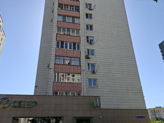 Продам трехкомнатную (3-комн.) квартиру, Вишневского ул, 57, Казань г