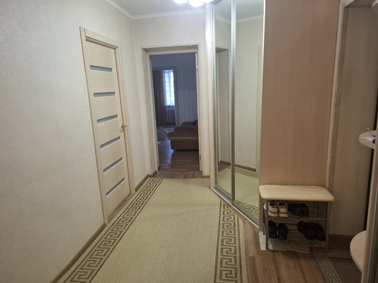 Продам трехкомнатную (3-комн.) квартиру, Вишневского ул, 57, Казань г