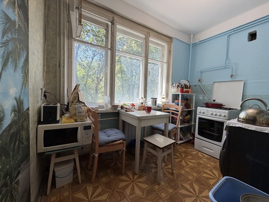 Продам двухкомнатную (2-комн.) квартиру, Киевская ул, 44, Симферополь г